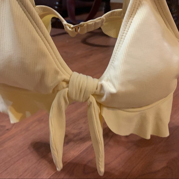 Target yellow Bikini, Size medium - Picture 3 of 3